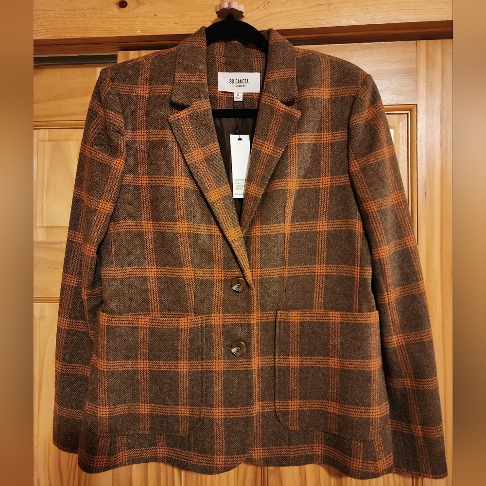 Small BB Dakota by Steve Madden brown Blazer